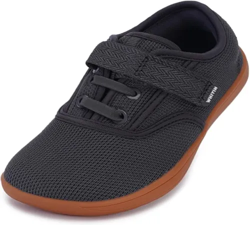 barefoot-style kids sneakers – a smart gift for growing feet